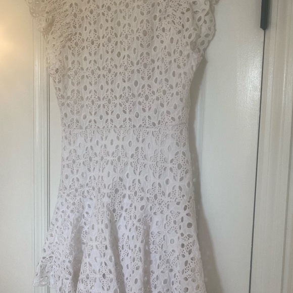 Gianni Bini White Dress Size 6 - Picture 4 of 4